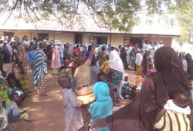 Nassarawa community members gather to receive their free LLINs